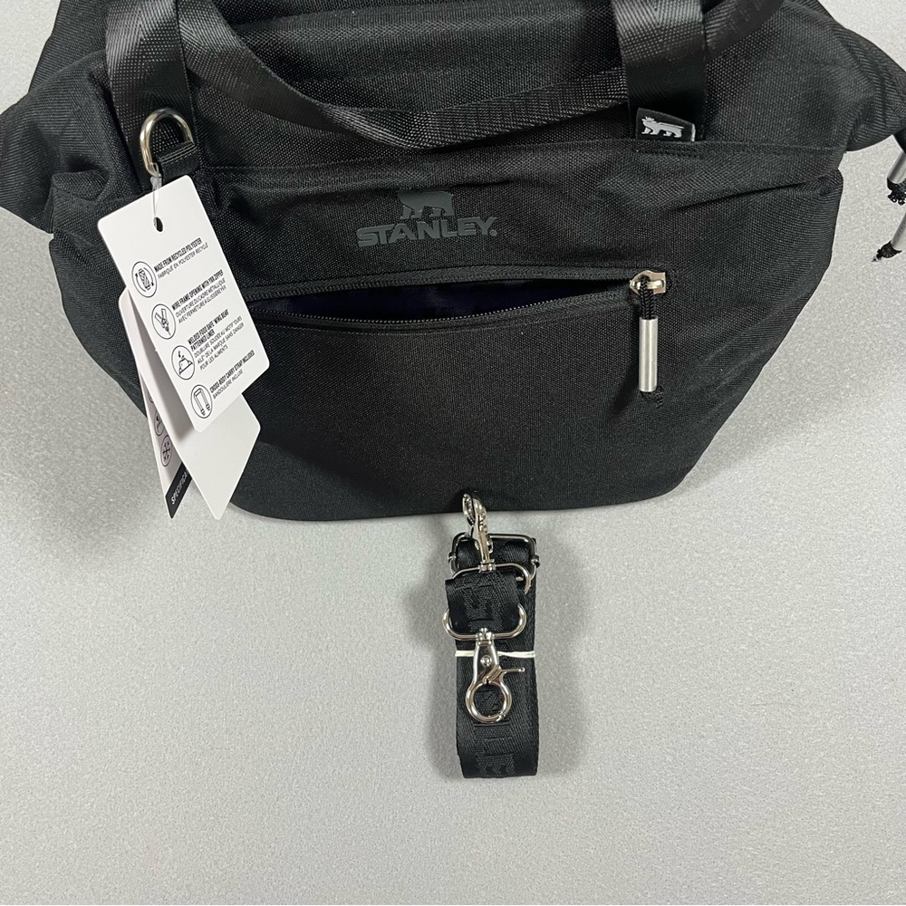 🖤 Stanley Julienne Mini Cooler – 7.2QT / 7L – Black – NWT Crossbody Lunch Bag - Picture 12 of 13